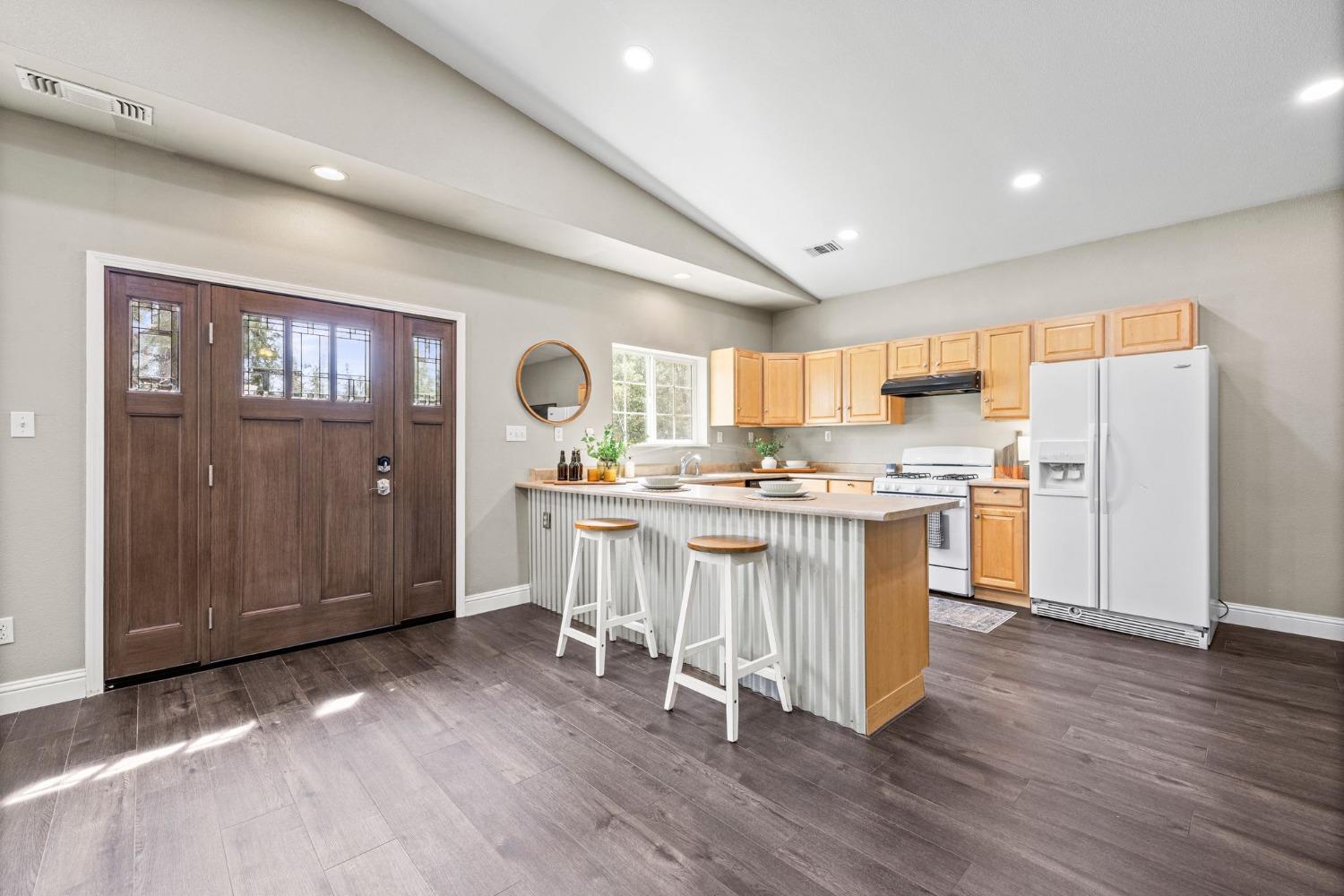 Detail Gallery Image 45 of 82 For 26485 Rollins Lake Rd, Colfax,  CA 95713 - 2 Beds | 2 Baths