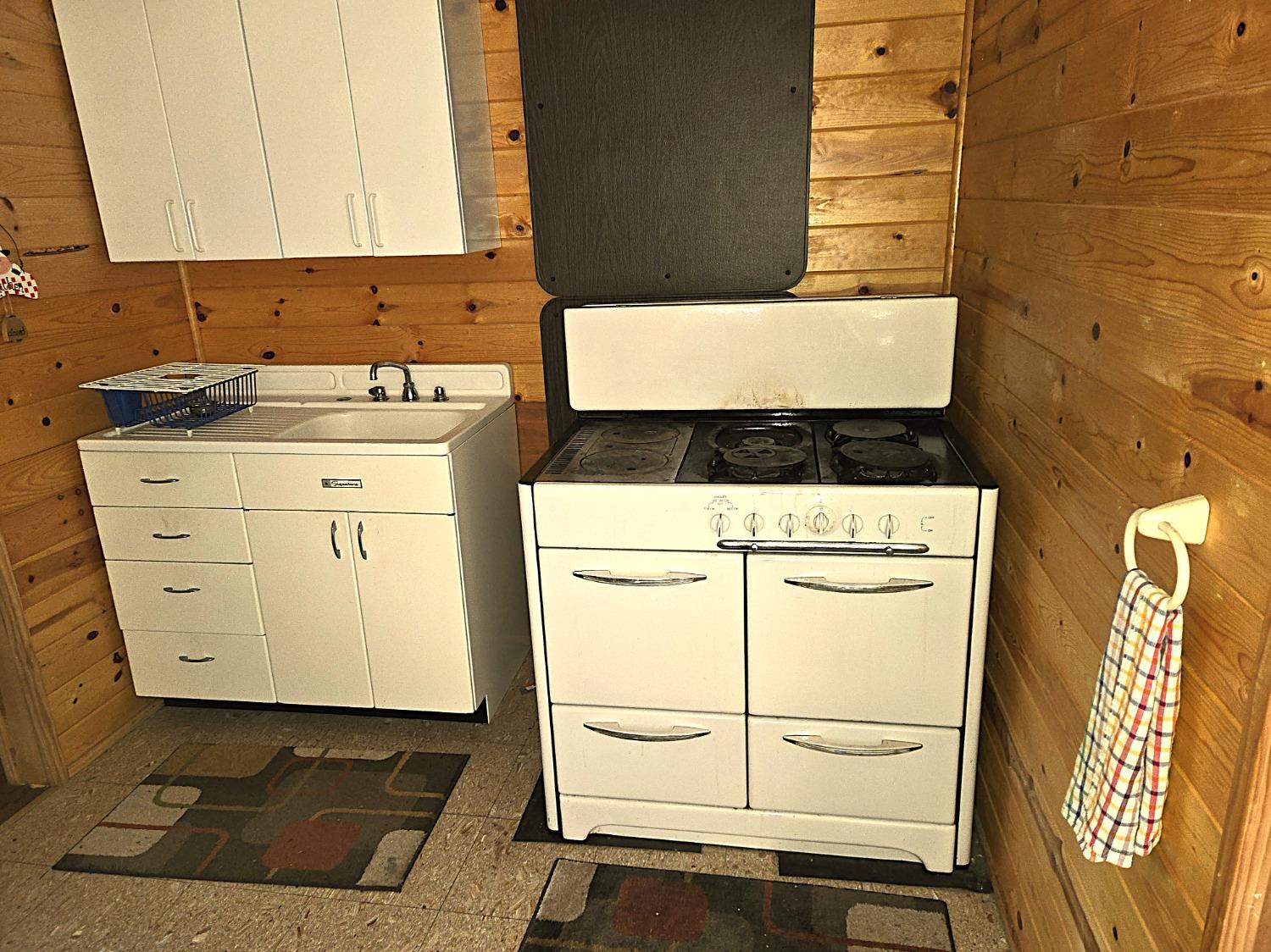 Detail Gallery Image 14 of 27 For 0 Forest Route 7n42, West Point,  CA 95255 - 1 Beds | 1 Baths