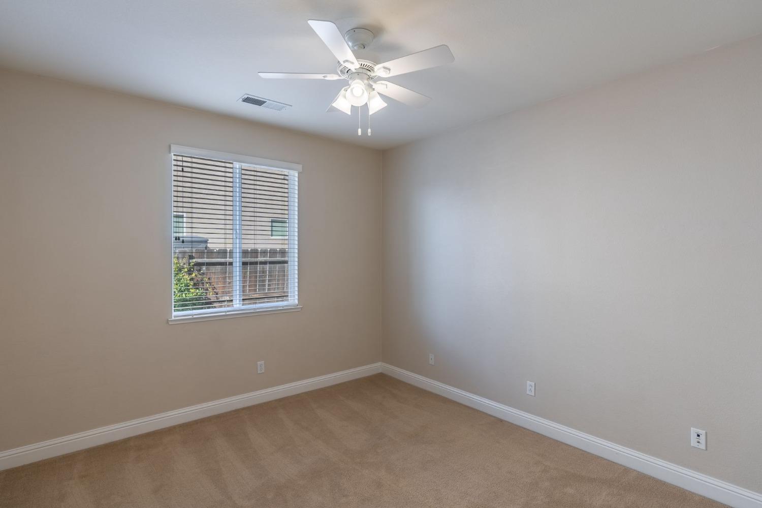 Detail Gallery Image 18 of 31 For 1730 Paola Ln, Manteca,  CA 95337 - 4 Beds | 2 Baths