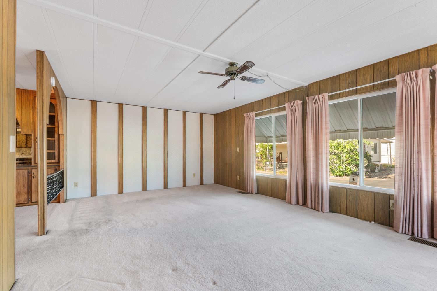Detail Gallery Image 10 of 31 For 5040 Jackson St 44, North Highlands,  CA 95660 - 2 Beds | 2 Baths