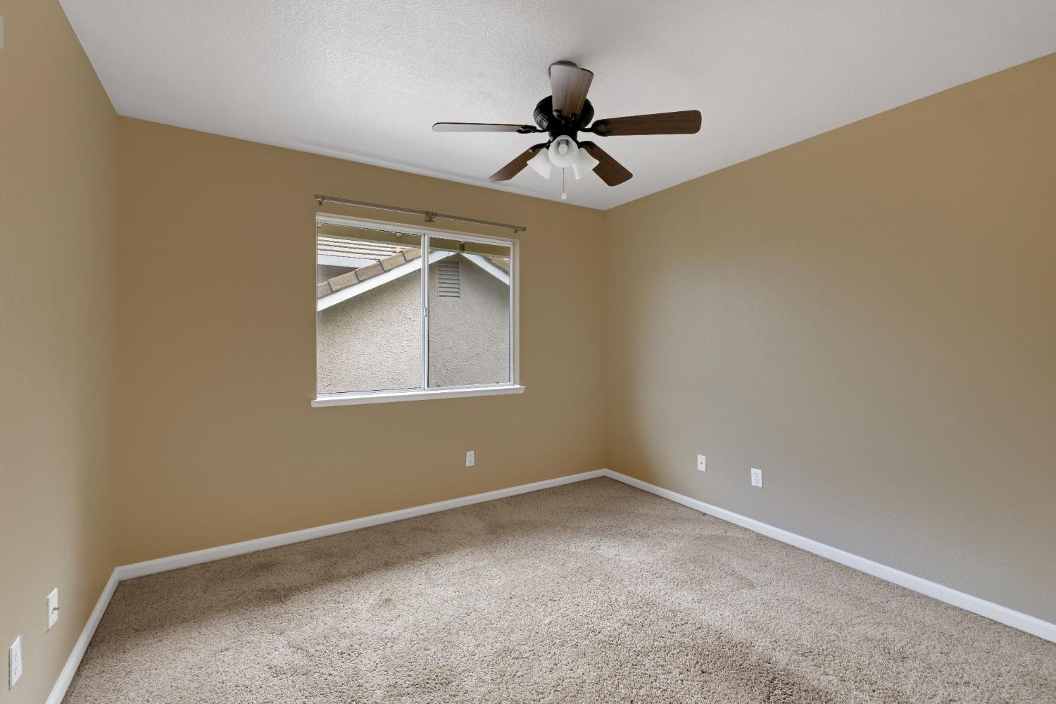 Spring Azure Way, Elk Grove, California image 8