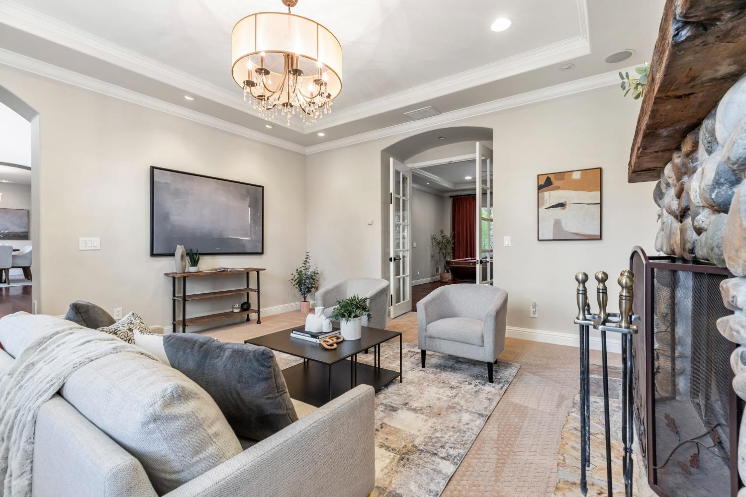 Detail Gallery Image 18 of 97 For 10407 Cimarron Trl, Oakdale,  CA 95361 - 4 Beds | 4/1 Baths