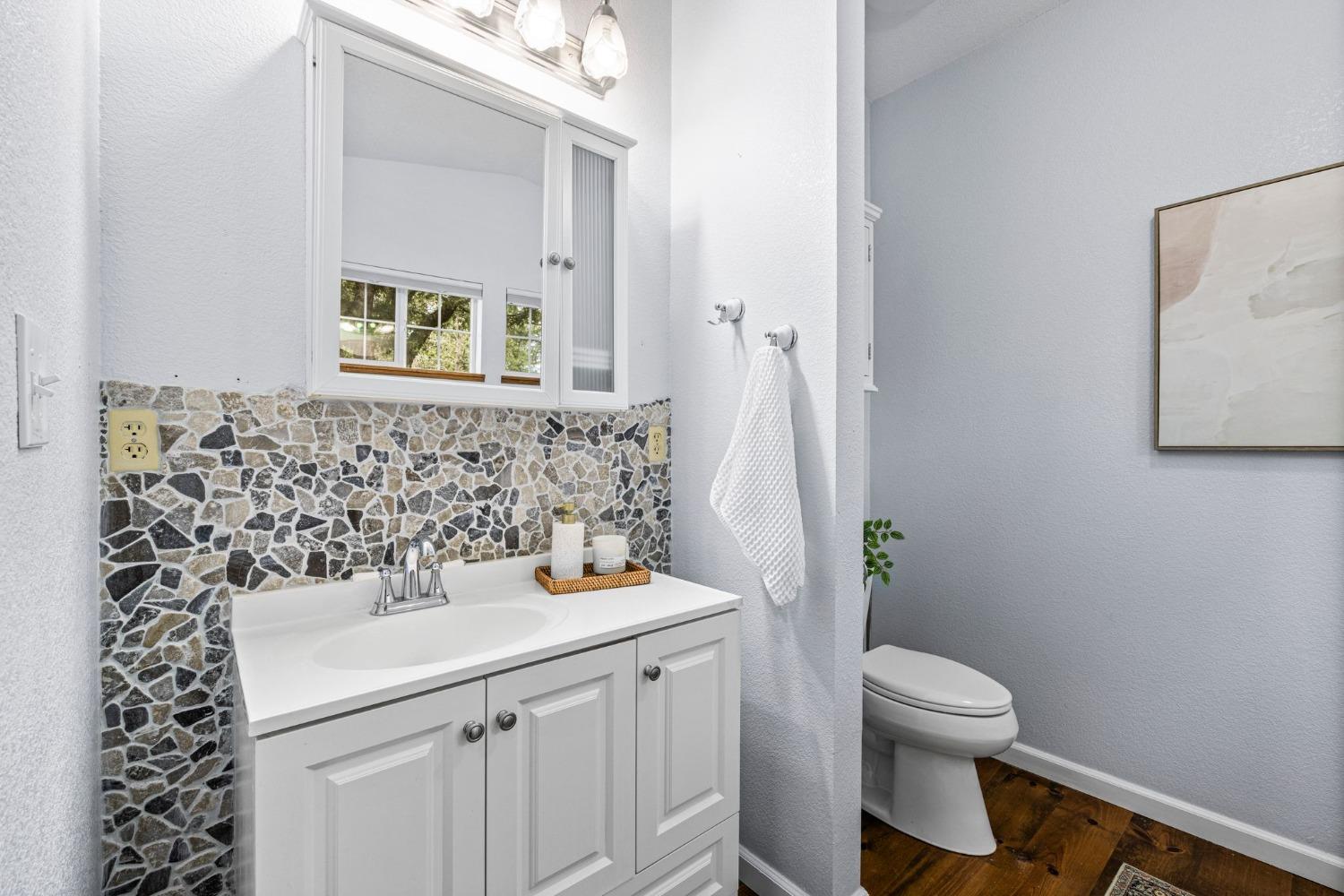 Detail Gallery Image 38 of 82 For 26485 Rollins Lake Rd, Colfax,  CA 95713 - 2 Beds | 2 Baths