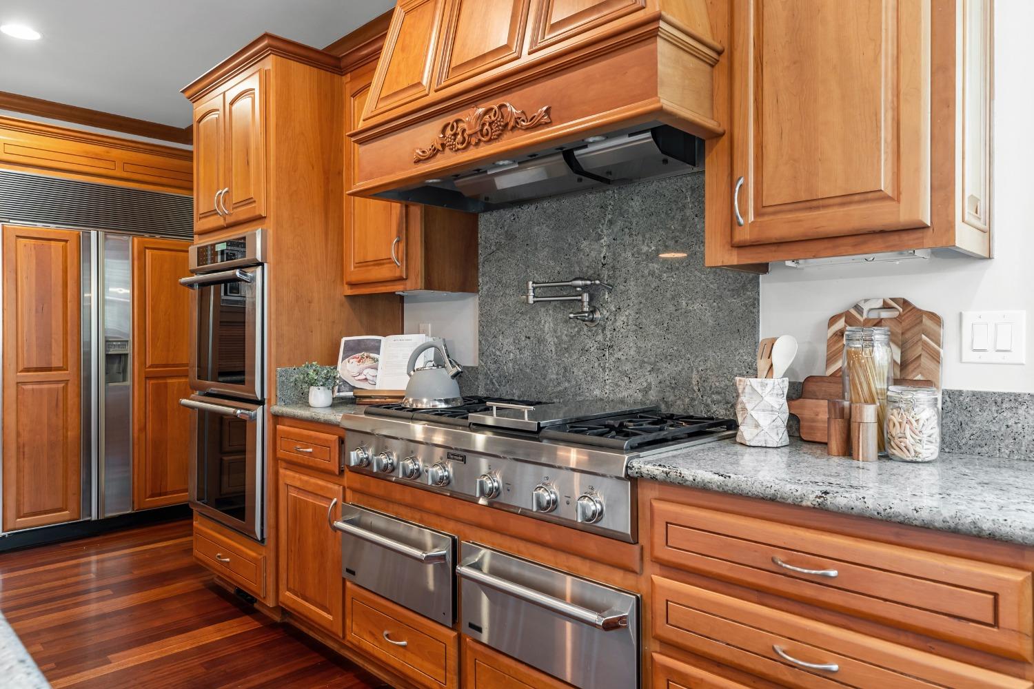 Detail Gallery Image 25 of 97 For 10407 Cimarron Trl, Oakdale,  CA 95361 - 4 Beds | 4/1 Baths
