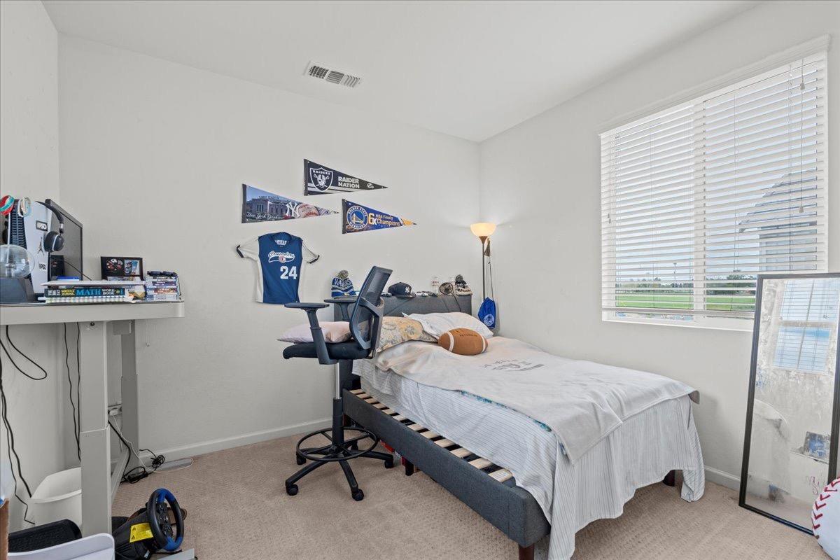 Detail Gallery Image 9 of 27 For 2201 Novi Dr, Riverbank,  CA 95367 - 3 Beds | 2/1 Baths