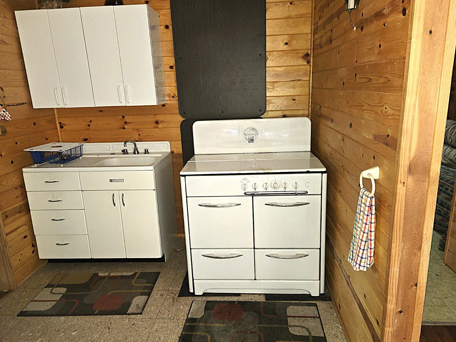 Detail Gallery Image 13 of 27 For 0 Forest Route 7n42, West Point,  CA 95255 - 1 Beds | 1 Baths