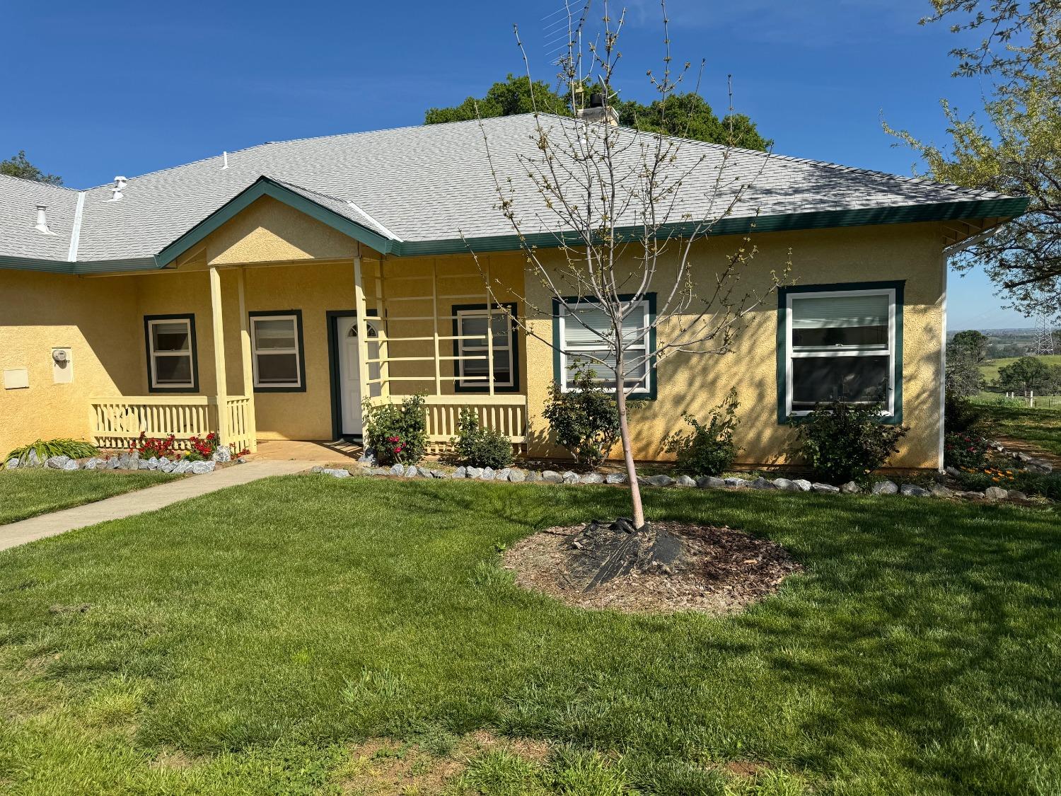 Detail Gallery Image 1 of 21 For 25837 County Road 34, Winters,  CA 95694 - 3 Beds | 2/1 Baths