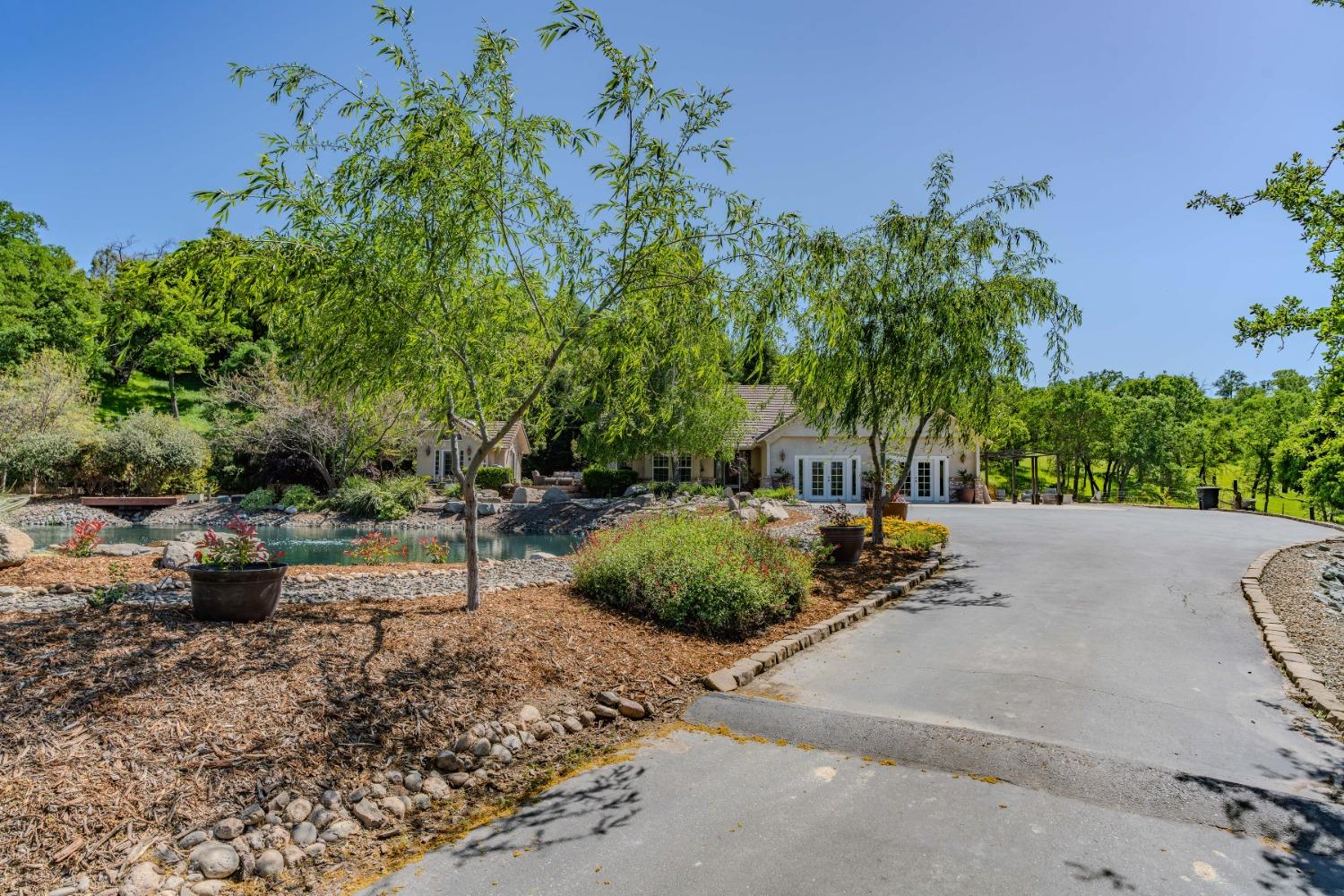 Detail Gallery Image 6 of 95 For 4784 Circle Hill Dr, Valley Springs,  CA 95252 - 3 Beds | 2 Baths