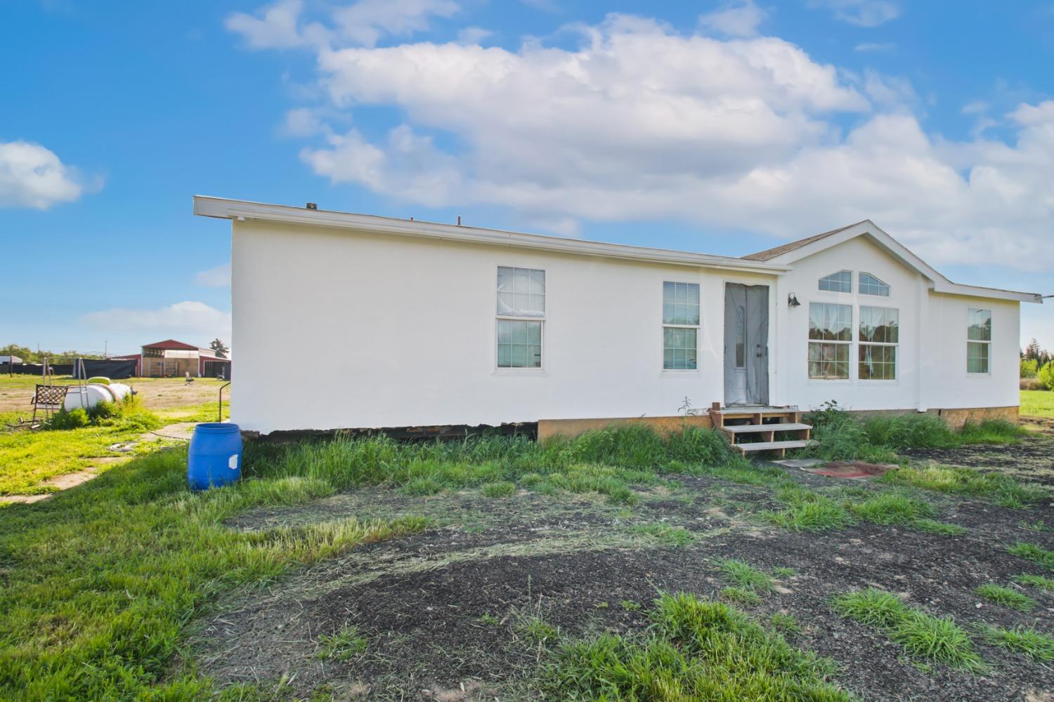 Detail Gallery Image 1 of 28 For 28764 County Road 4, Dunnigan,  CA 95937 - 3 Beds | 2 Baths