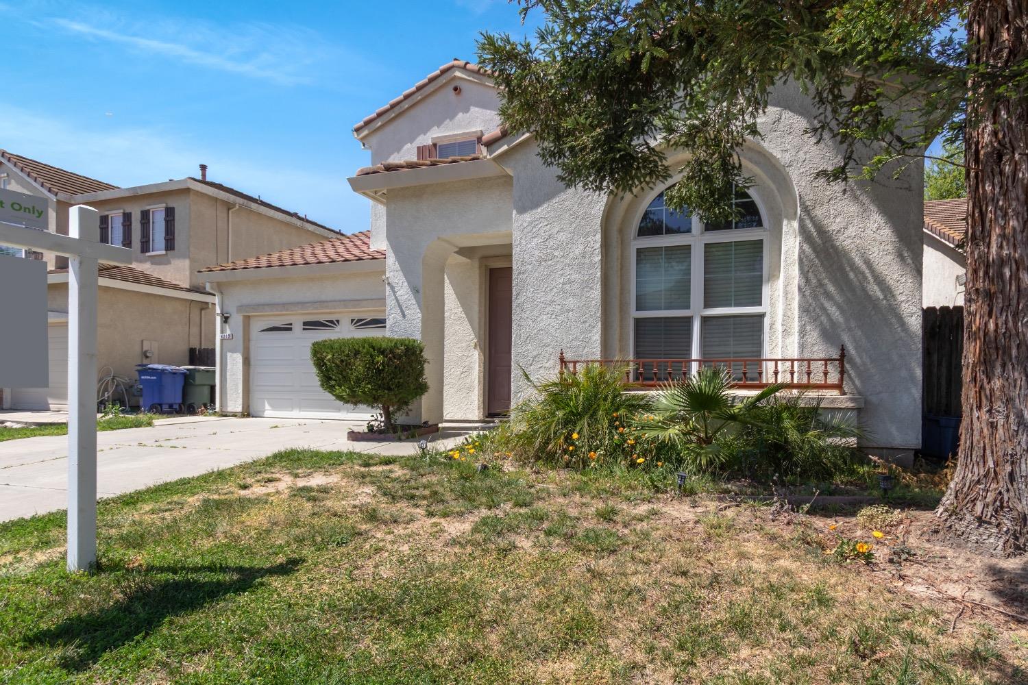 Detail Gallery Image 4 of 37 For 4213 Reunion Ct, Modesto,  CA 95356 - 4 Beds | 3 Baths