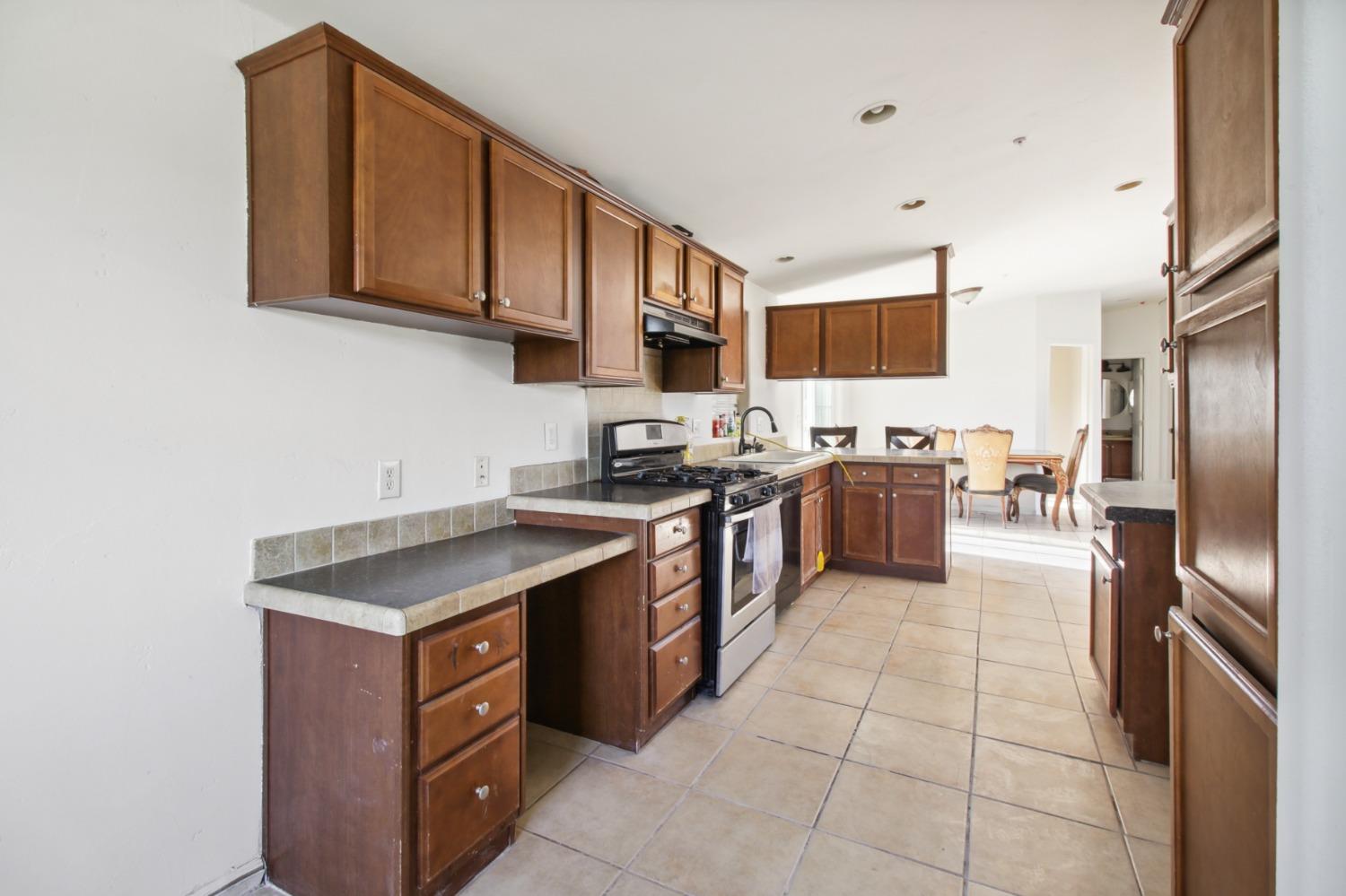 Detail Gallery Image 11 of 28 For 28764 County Road 4, Dunnigan,  CA 95937 - 3 Beds | 2 Baths