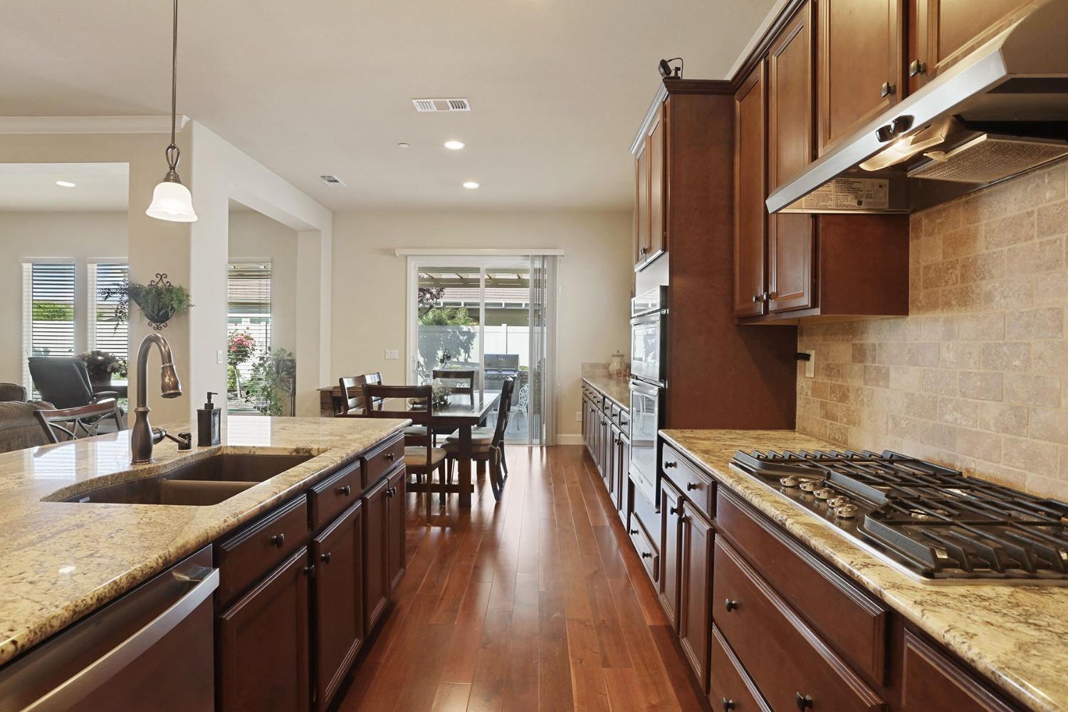 Detail Gallery Image 24 of 75 For 2609 Roseberry Ave, Manteca,  CA 95336 - 3 Beds | 2 Baths