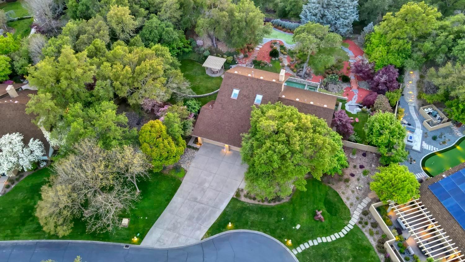 Detail Gallery Image 72 of 76 For 1946 Empire Oaks Ct, Gold River,  CA 95670 - 4 Beds | 4/2 Baths