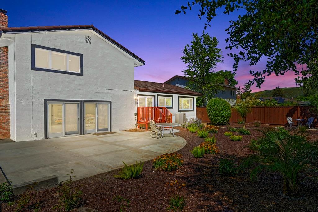 Detail Gallery Image 51 of 66 For 6630 Mount Holly Dr, San Jose,  CA 95120 - 3 Beds | 3 Baths