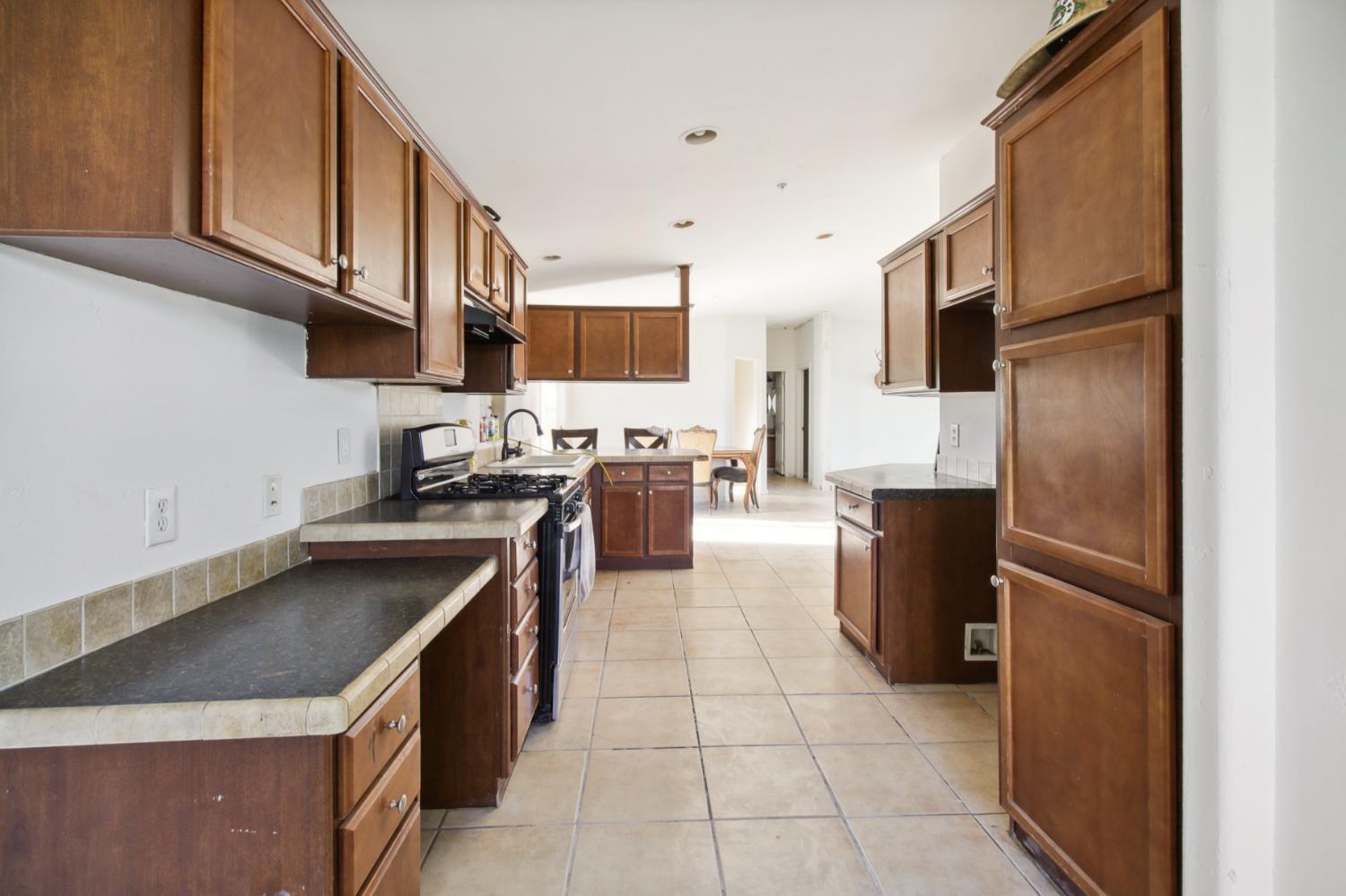 Detail Gallery Image 12 of 28 For 28764 County Road 4, Dunnigan,  CA 95937 - 3 Beds | 2 Baths