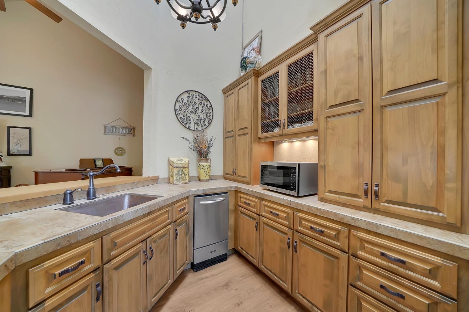 Detail Gallery Image 31 of 95 For 4784 Circle Hill Dr, Valley Springs,  CA 95252 - 3 Beds | 2 Baths