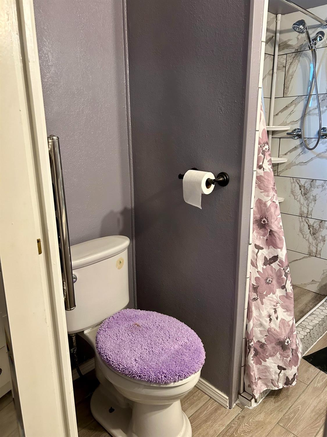 Detail Gallery Image 17 of 33 For 902 Del Paso Blvd 125, Sacramento,  CA 95815 - 2 Beds | 1 Baths