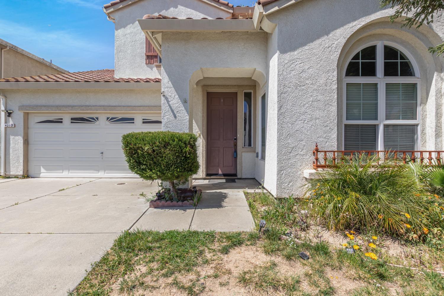 Detail Gallery Image 5 of 37 For 4213 Reunion Ct, Modesto,  CA 95356 - 4 Beds | 3 Baths