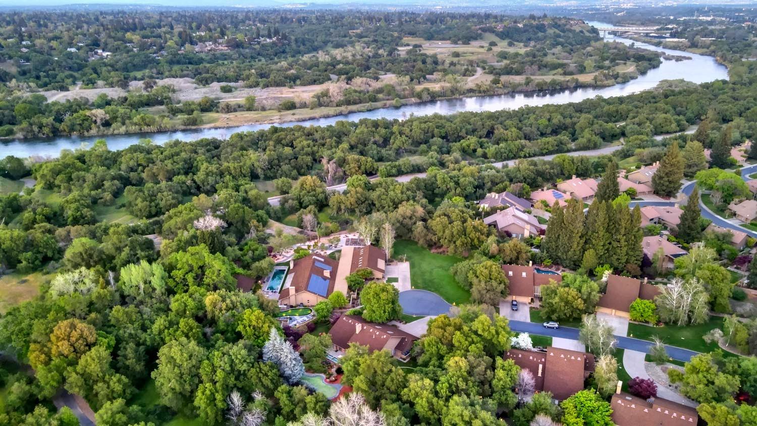 Detail Gallery Image 75 of 76 For 1946 Empire Oaks Ct, Gold River,  CA 95670 - 4 Beds | 4/2 Baths