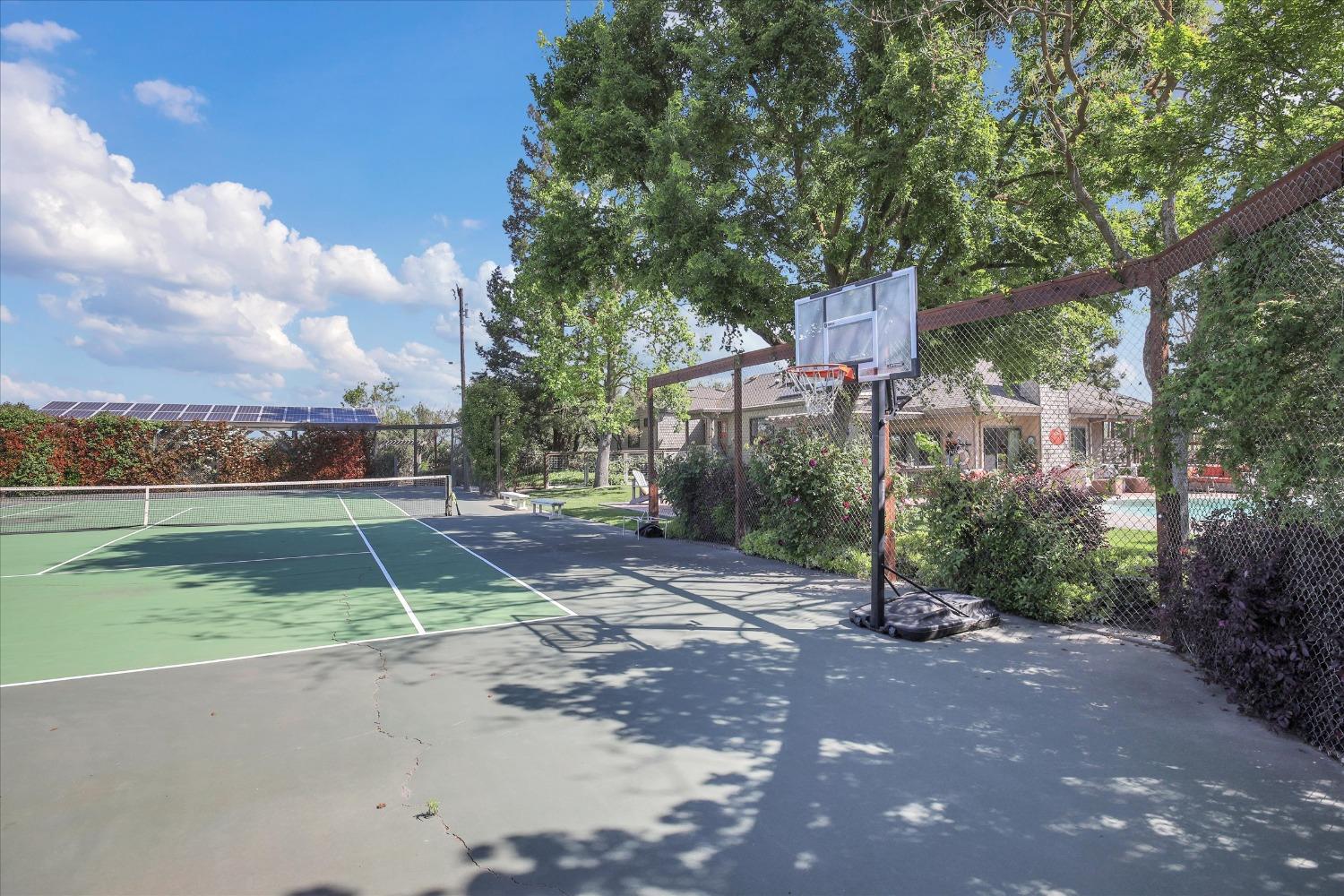 Detail Gallery Image 35 of 98 For 6596 E Realty Rd, Lodi,  CA 95240 - 4 Beds | 3/1 Baths