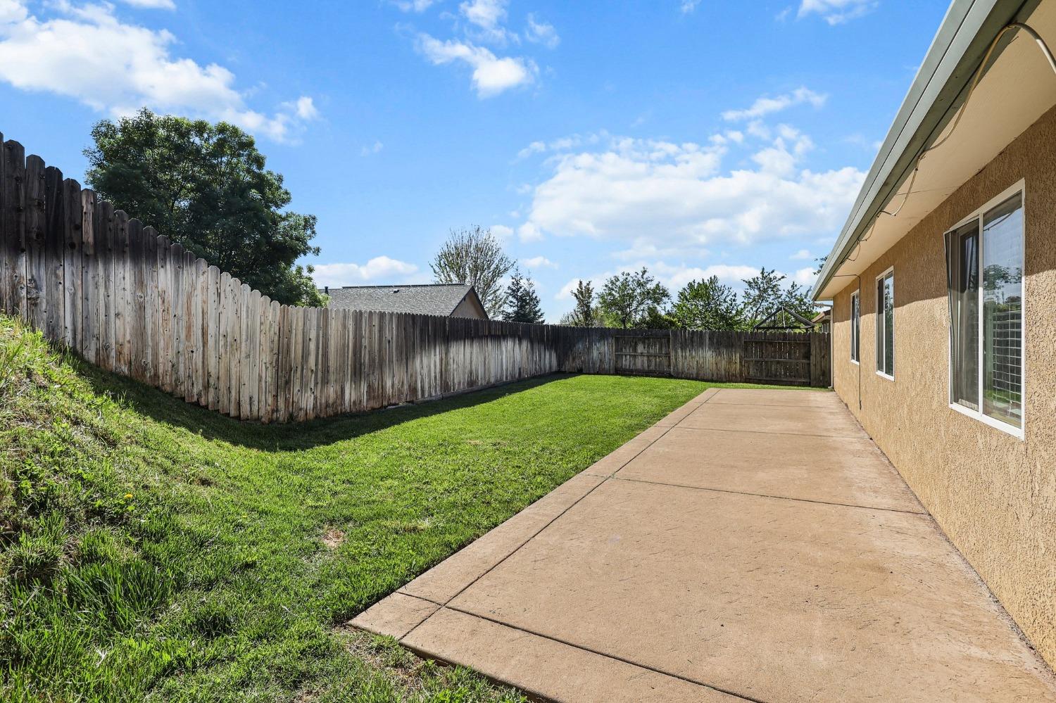 Detail Gallery Image 53 of 59 For 16771 Cape Cod Dr, Redding,  CA 96003 - 5 Beds | 2 Baths