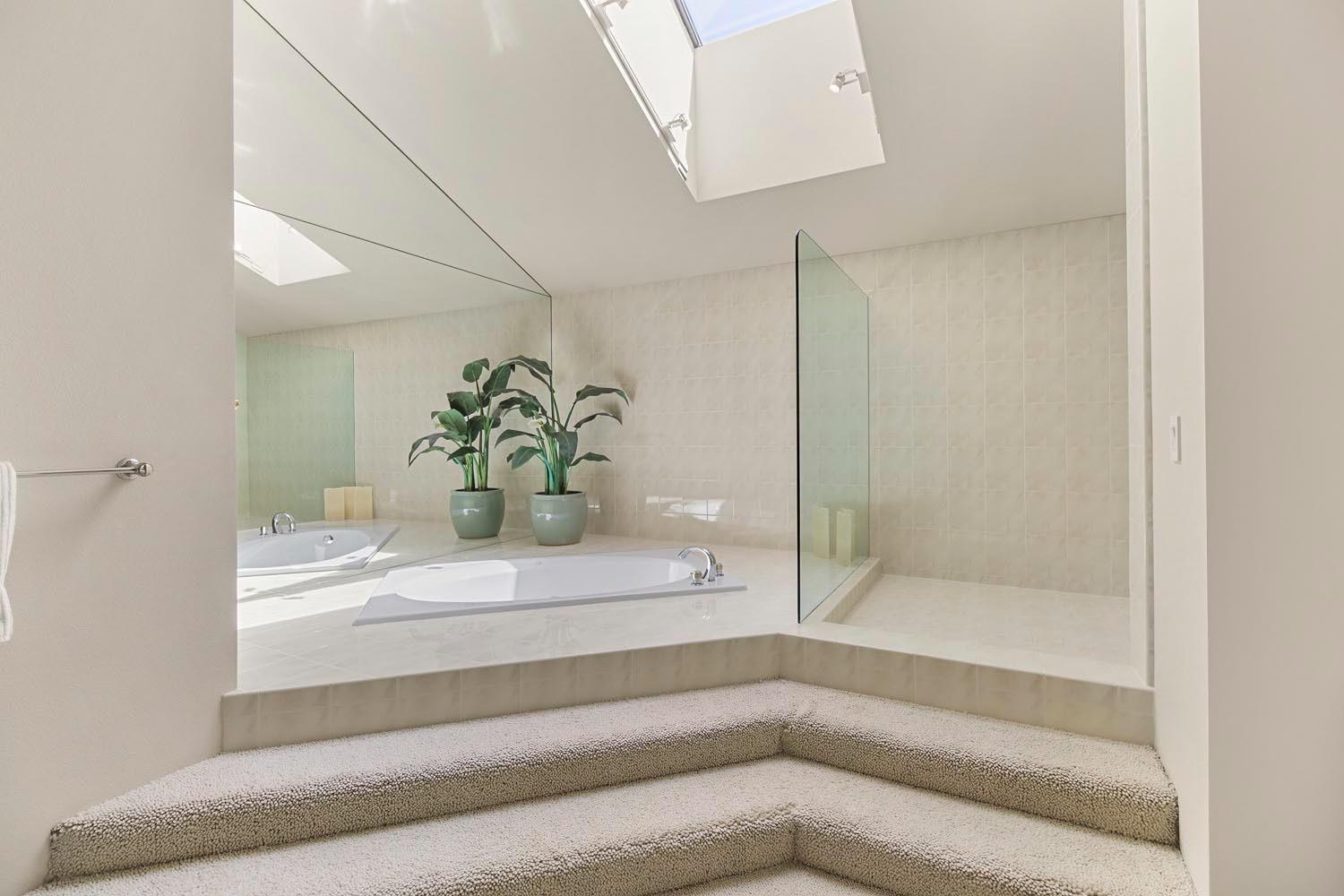 Detail Gallery Image 26 of 76 For 1946 Empire Oaks Ct, Gold River,  CA 95670 - 4 Beds | 4/2 Baths