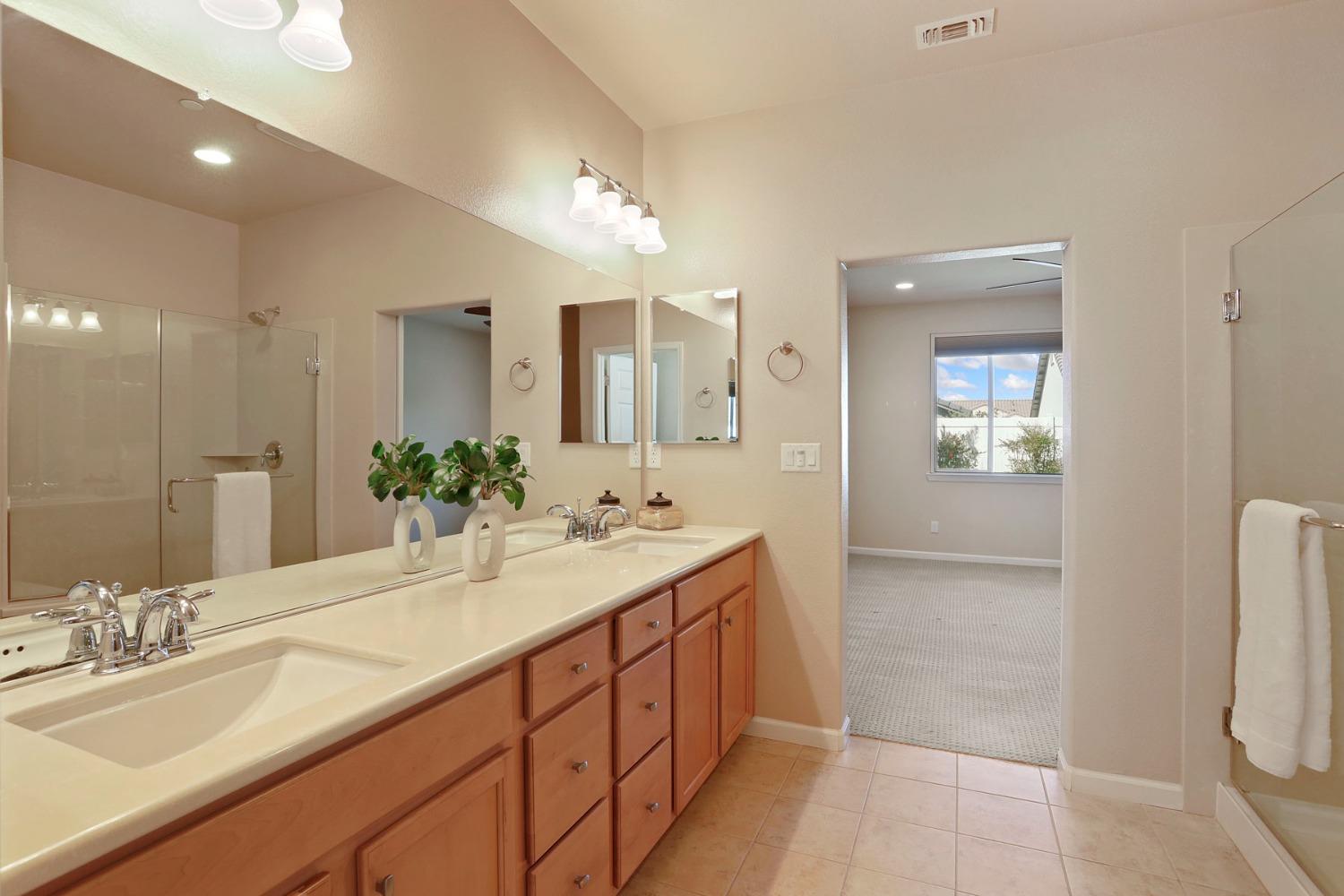 Detail Gallery Image 22 of 71 For 2681 Roseberry Ave, Manteca,  CA 95336 - 2 Beds | 2 Baths