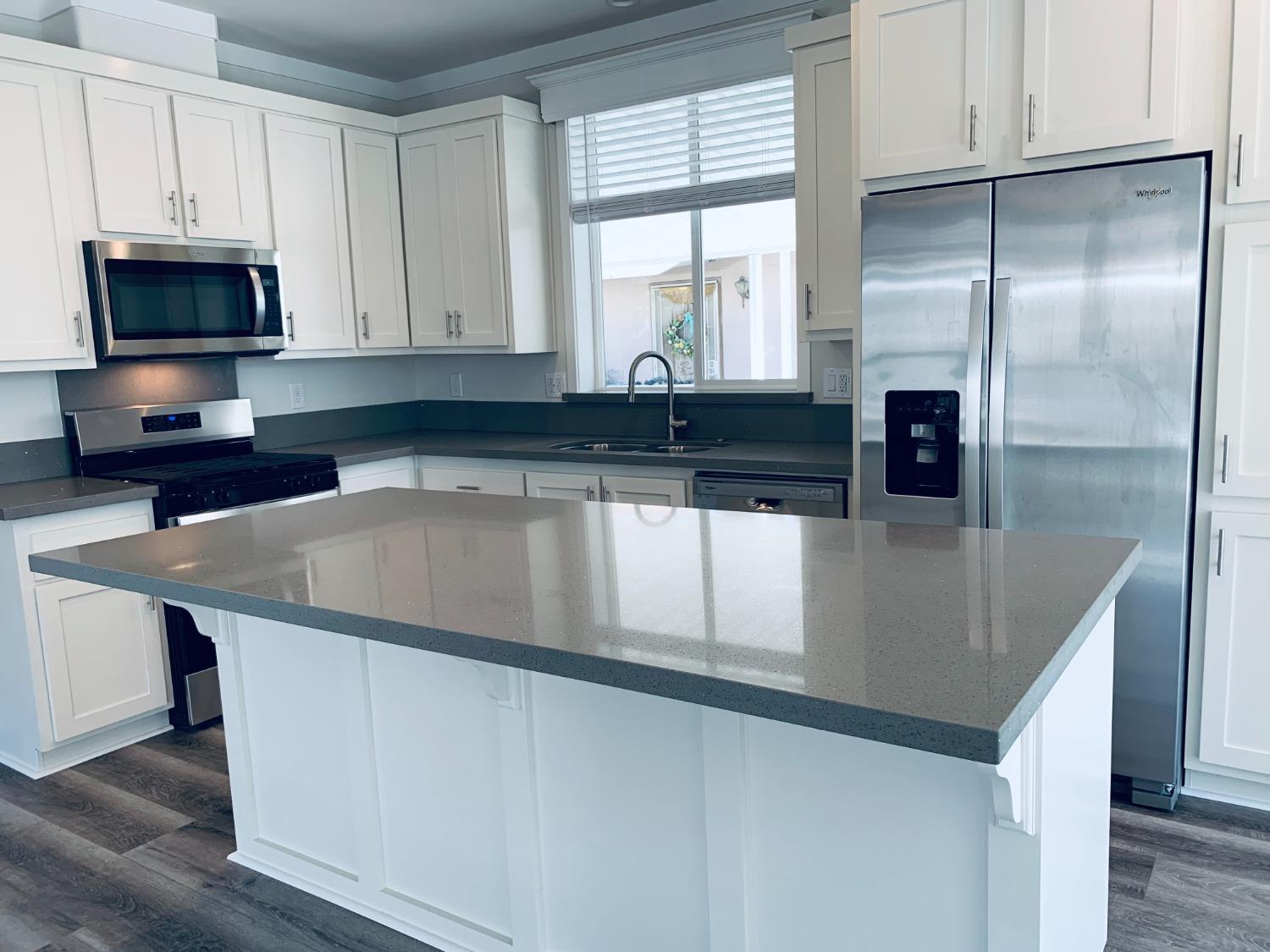 Detail Gallery Image 21 of 52 For 3901 Lake Rd 51, West Sacramento,  CA 95691 - 3 Beds | 2 Baths