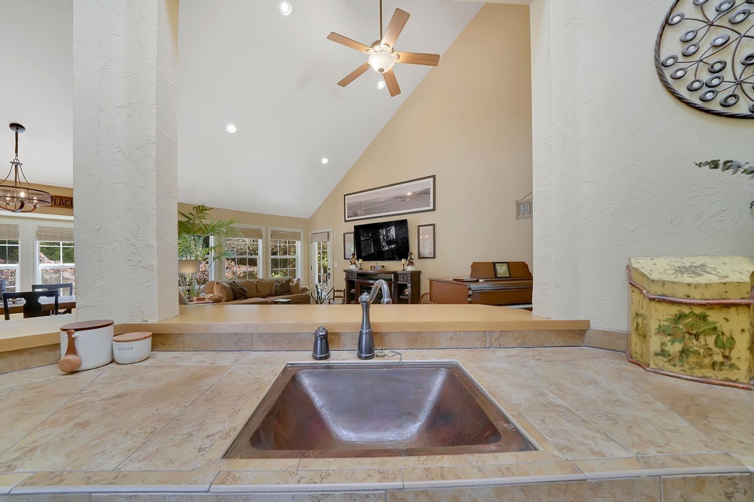 Detail Gallery Image 32 of 95 For 4784 Circle Hill Dr, Valley Springs,  CA 95252 - 3 Beds | 2 Baths