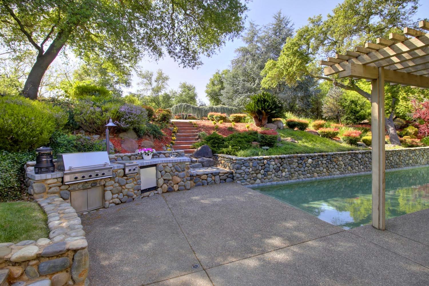 Detail Gallery Image 52 of 76 For 1946 Empire Oaks Ct, Gold River,  CA 95670 - 4 Beds | 4/2 Baths