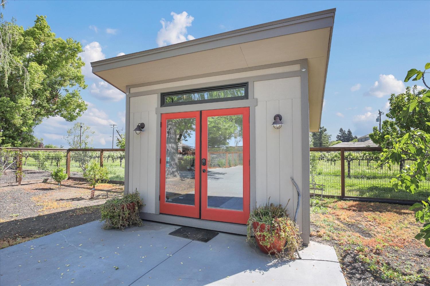 Detail Gallery Image 44 of 98 For 6596 E Realty Rd, Lodi,  CA 95240 - 4 Beds | 3/1 Baths