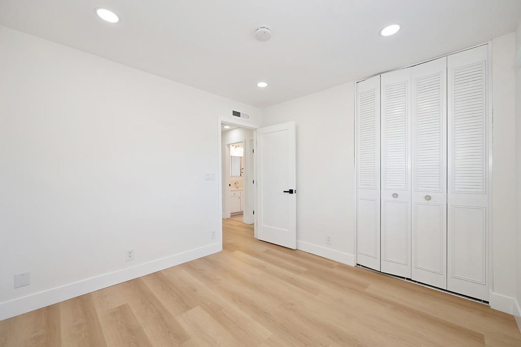 Mount Holly Drive, San Jose, California image 36