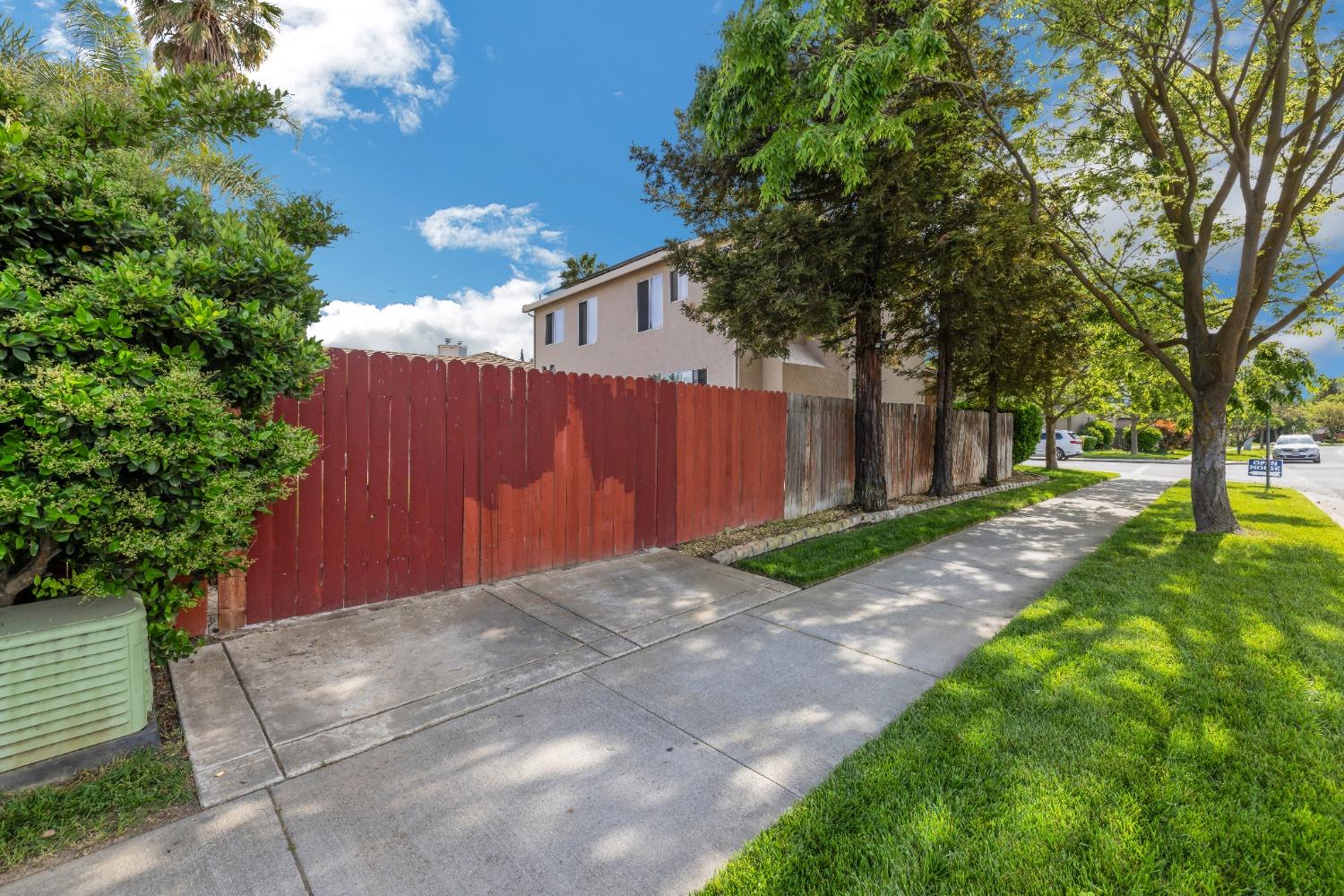 Detail Gallery Image 54 of 54 For 803 Wallace Dr, Woodland,  CA 95776 - 3 Beds | 2/1 Baths