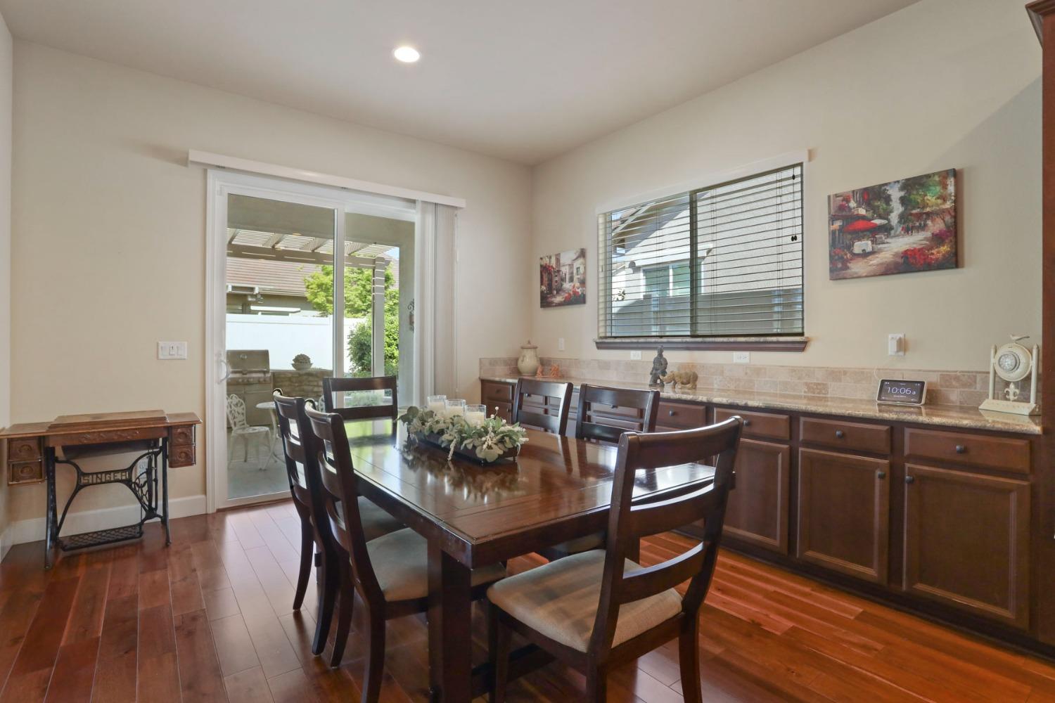 Detail Gallery Image 26 of 75 For 2609 Roseberry Ave, Manteca,  CA 95336 - 3 Beds | 2 Baths