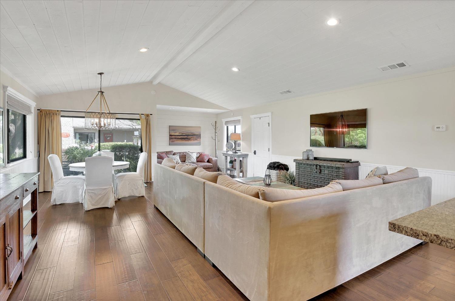 Detail Gallery Image 72 of 98 For 6596 E Realty Rd, Lodi,  CA 95240 - 4 Beds | 3/1 Baths