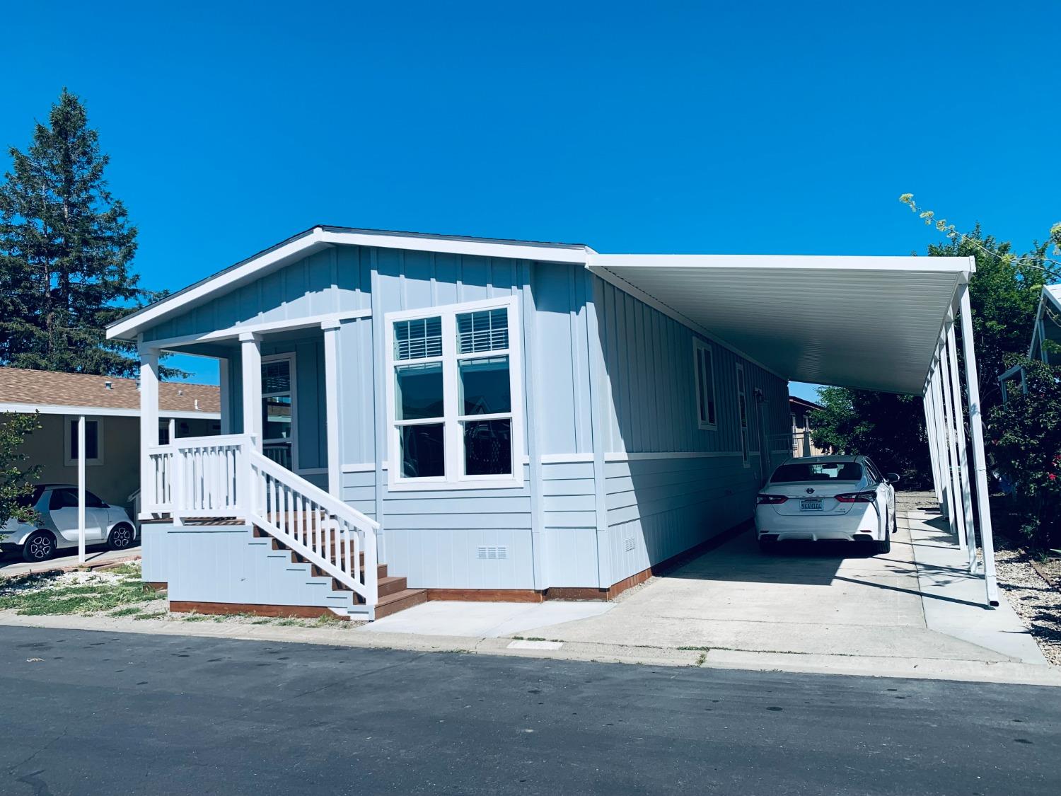 Detail Gallery Image 2 of 52 For 3901 Lake Rd 51, West Sacramento,  CA 95691 - 3 Beds | 2 Baths
