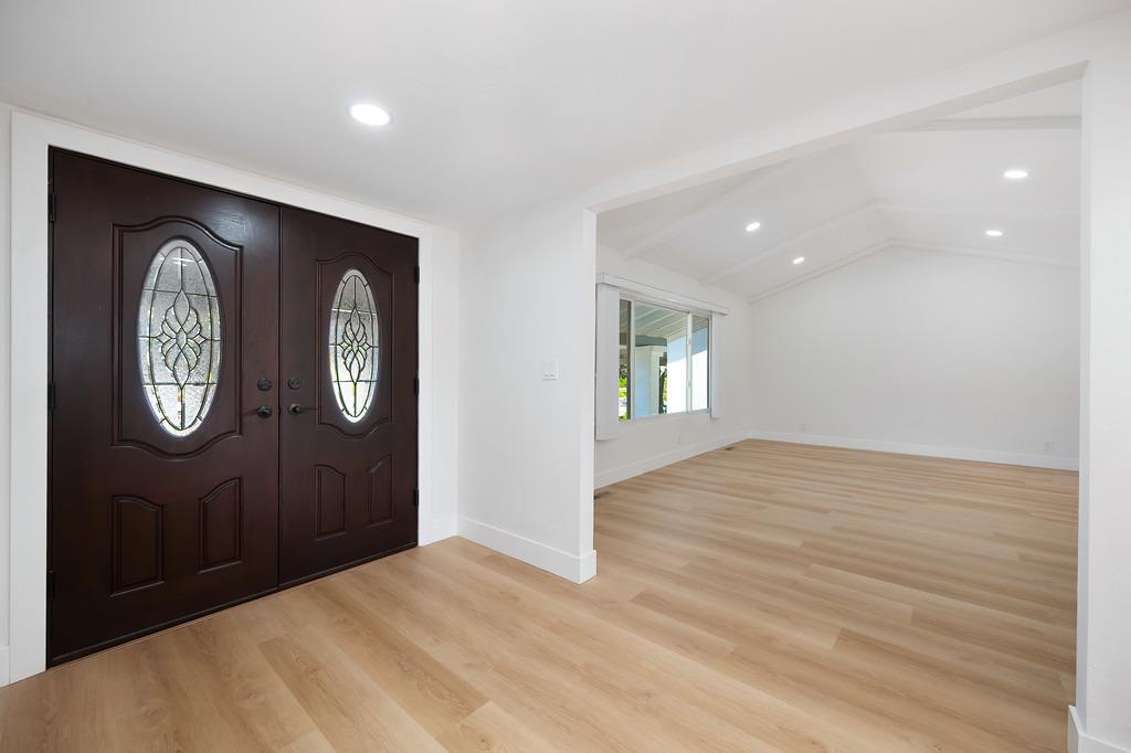 Mount Holly Drive, San Jose, California image 7