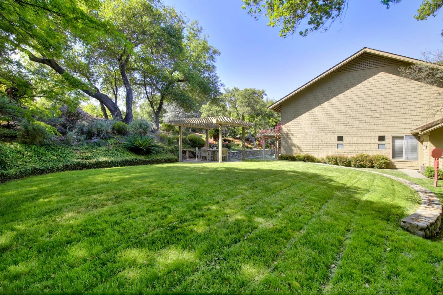 Detail Gallery Image 51 of 76 For 1946 Empire Oaks Ct, Gold River,  CA 95670 - 4 Beds | 4/2 Baths