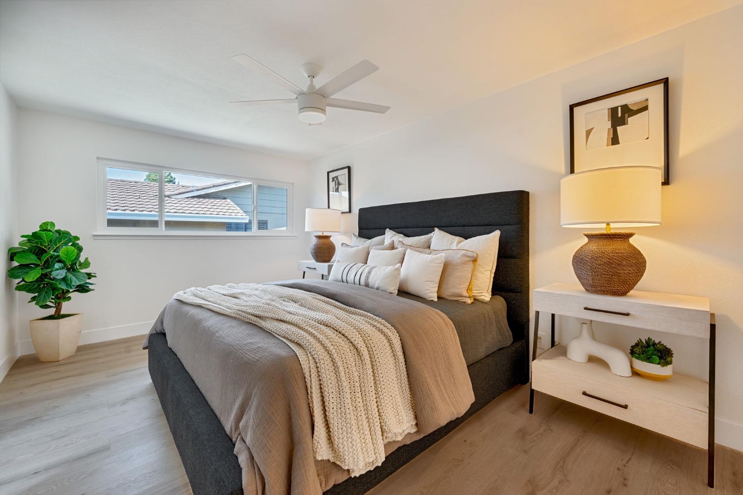 Detail Gallery Image 19 of 30 For 6270 Greenhaven Dr, Sacramento,  CA 95831 - 4 Beds | 2 Baths