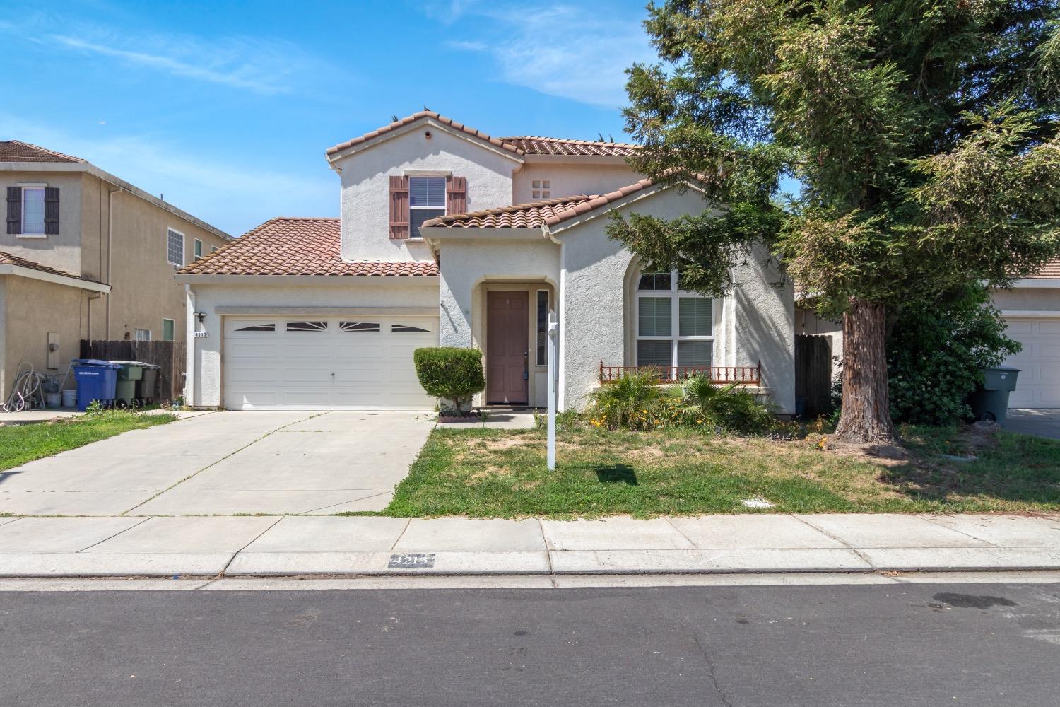 Detail Gallery Image 2 of 37 For 4213 Reunion Ct, Modesto,  CA 95356 - 4 Beds | 3 Baths