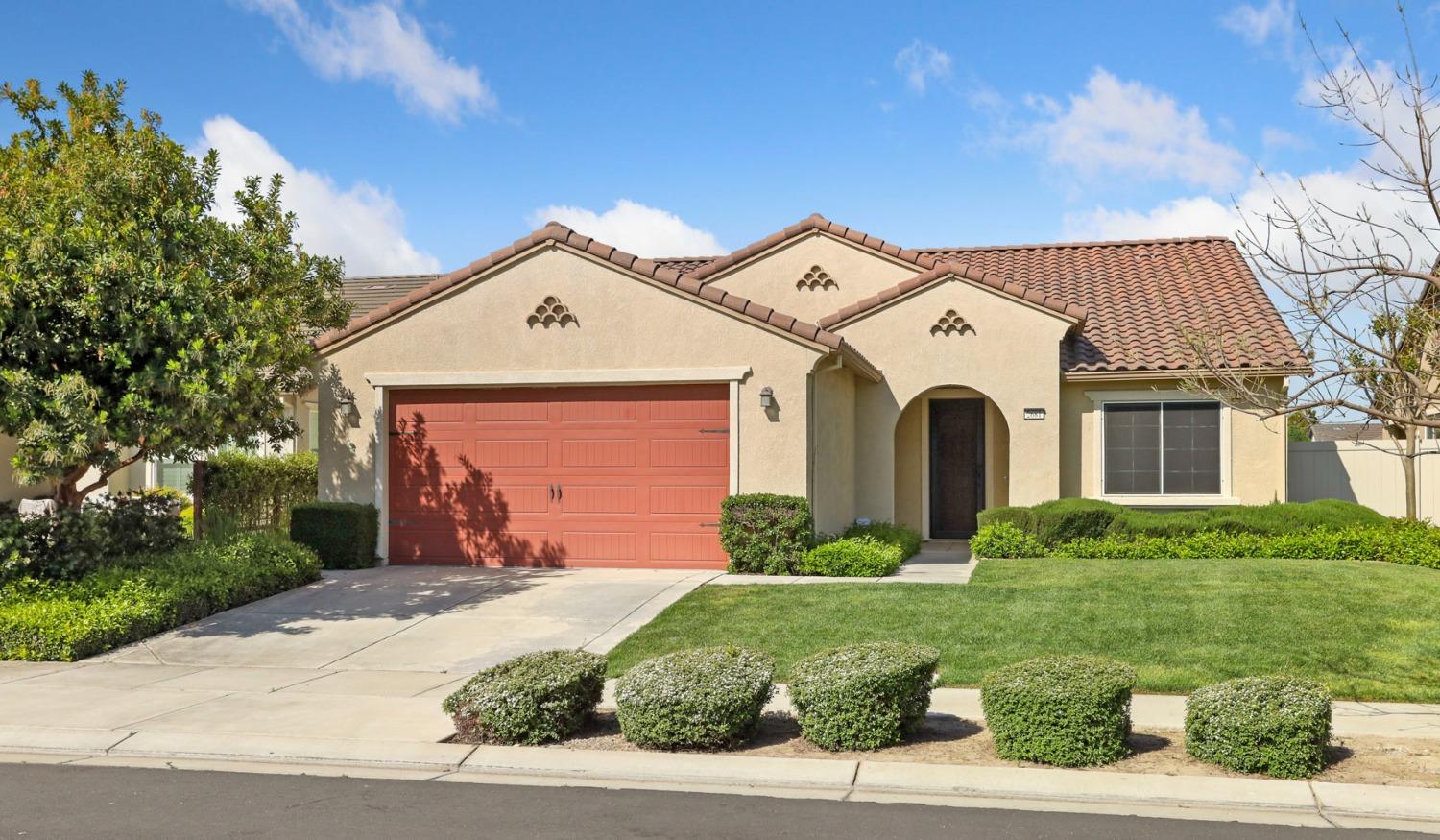 Detail Gallery Image 5 of 71 For 2681 Roseberry Ave, Manteca,  CA 95336 - 2 Beds | 2 Baths