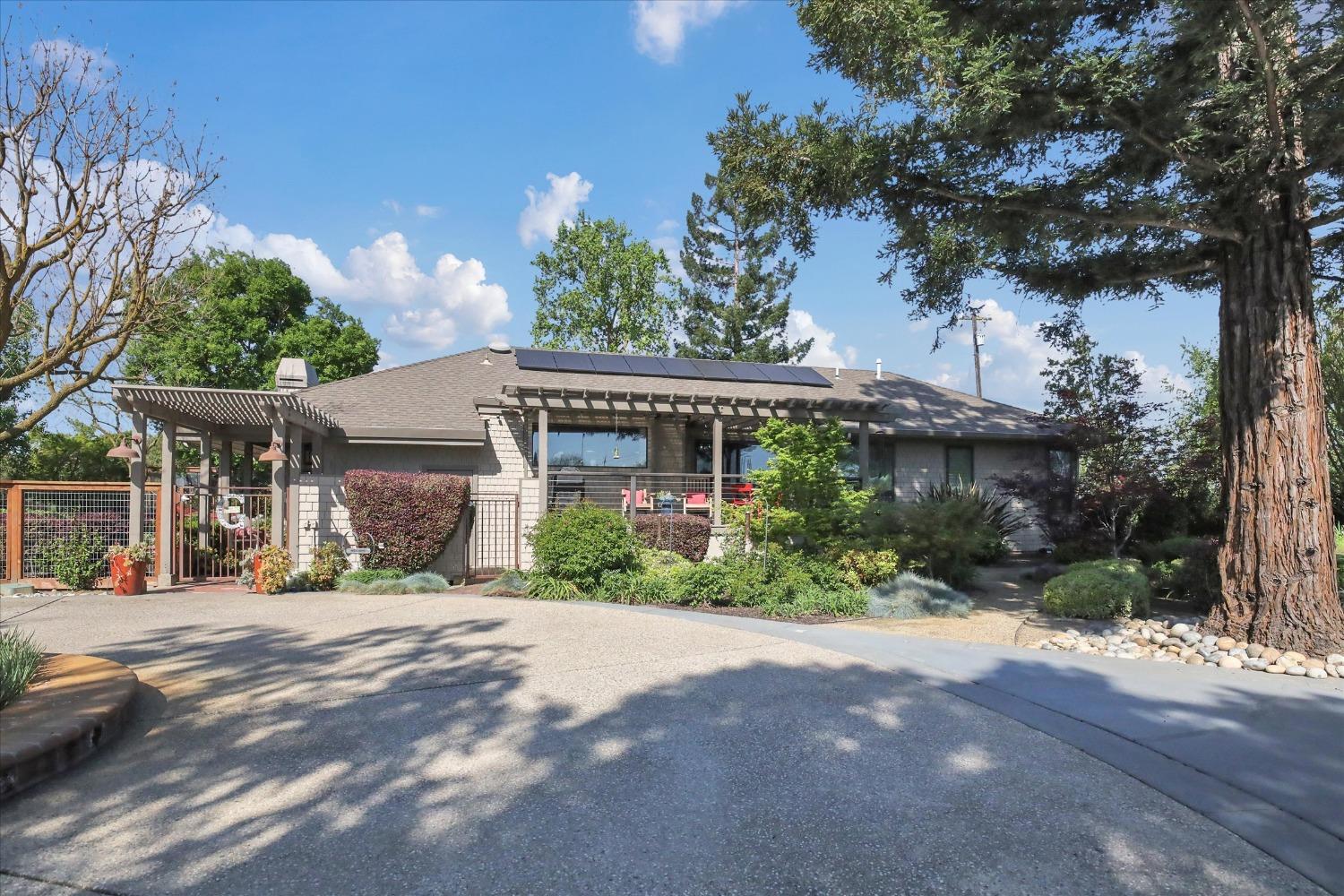 Detail Gallery Image 1 of 98 For 6596 E Realty Rd, Lodi,  CA 95240 - 4 Beds | 3/1 Baths