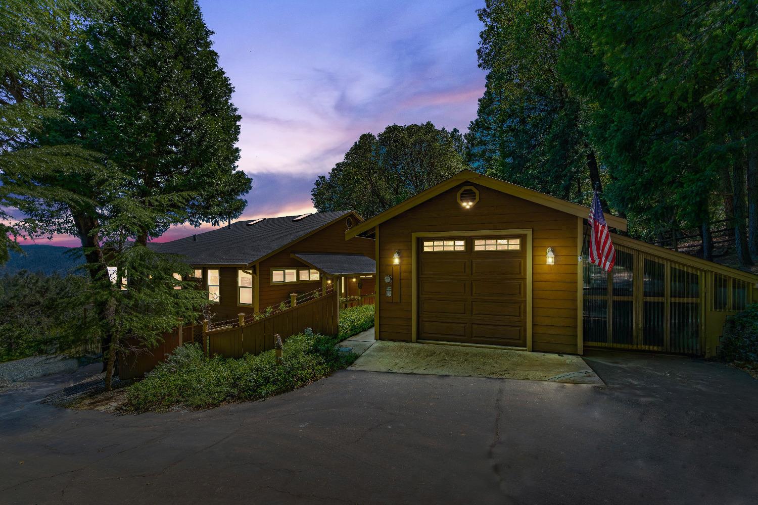 Detail Gallery Image 2 of 75 For 16724 Alpine Dr, Pioneer,  CA 95666 - 3 Beds | 2/1 Baths