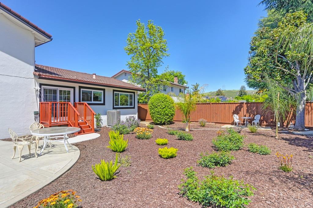 Detail Gallery Image 55 of 66 For 6630 Mount Holly Dr, San Jose,  CA 95120 - 3 Beds | 3 Baths