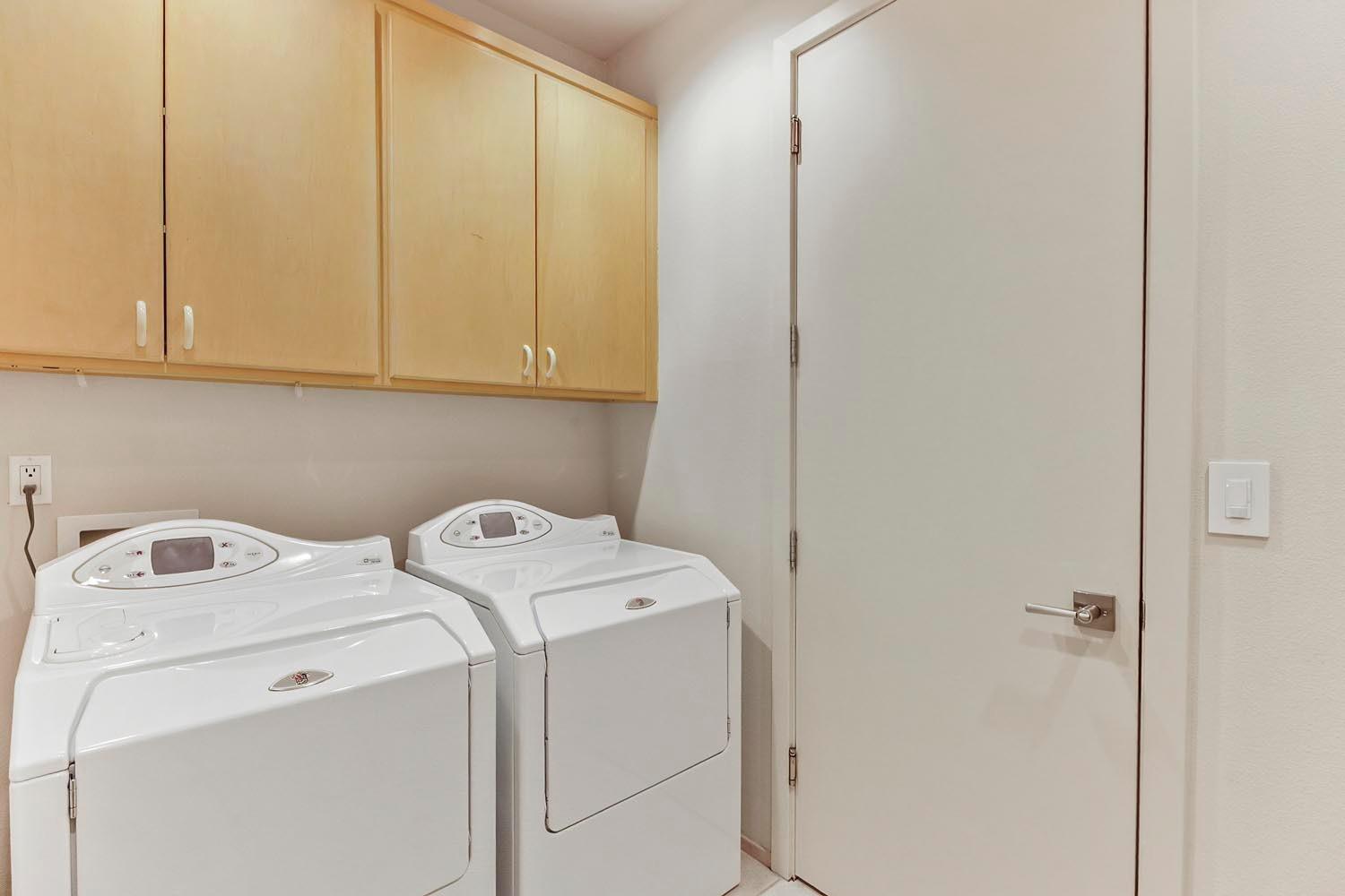 Detail Gallery Image 39 of 76 For 1946 Empire Oaks Ct, Gold River,  CA 95670 - 4 Beds | 4/2 Baths