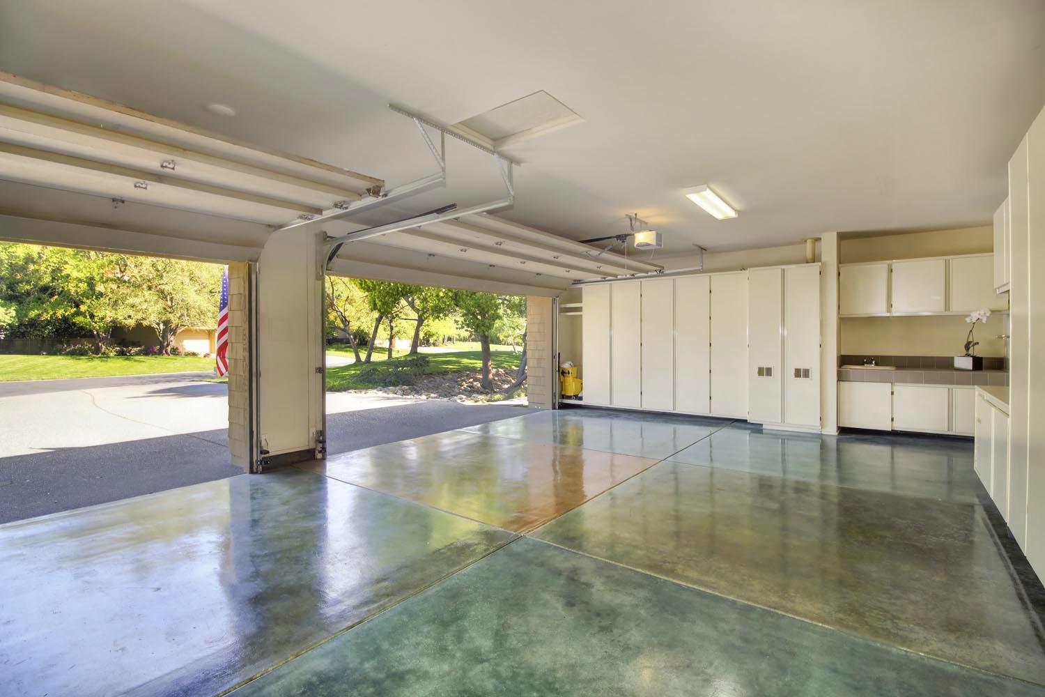 Detail Gallery Image 43 of 76 For 1946 Empire Oaks Ct, Gold River,  CA 95670 - 4 Beds | 4/2 Baths