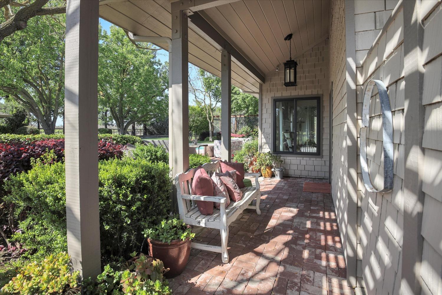 Detail Gallery Image 17 of 98 For 6596 E Realty Rd, Lodi,  CA 95240 - 4 Beds | 3/1 Baths