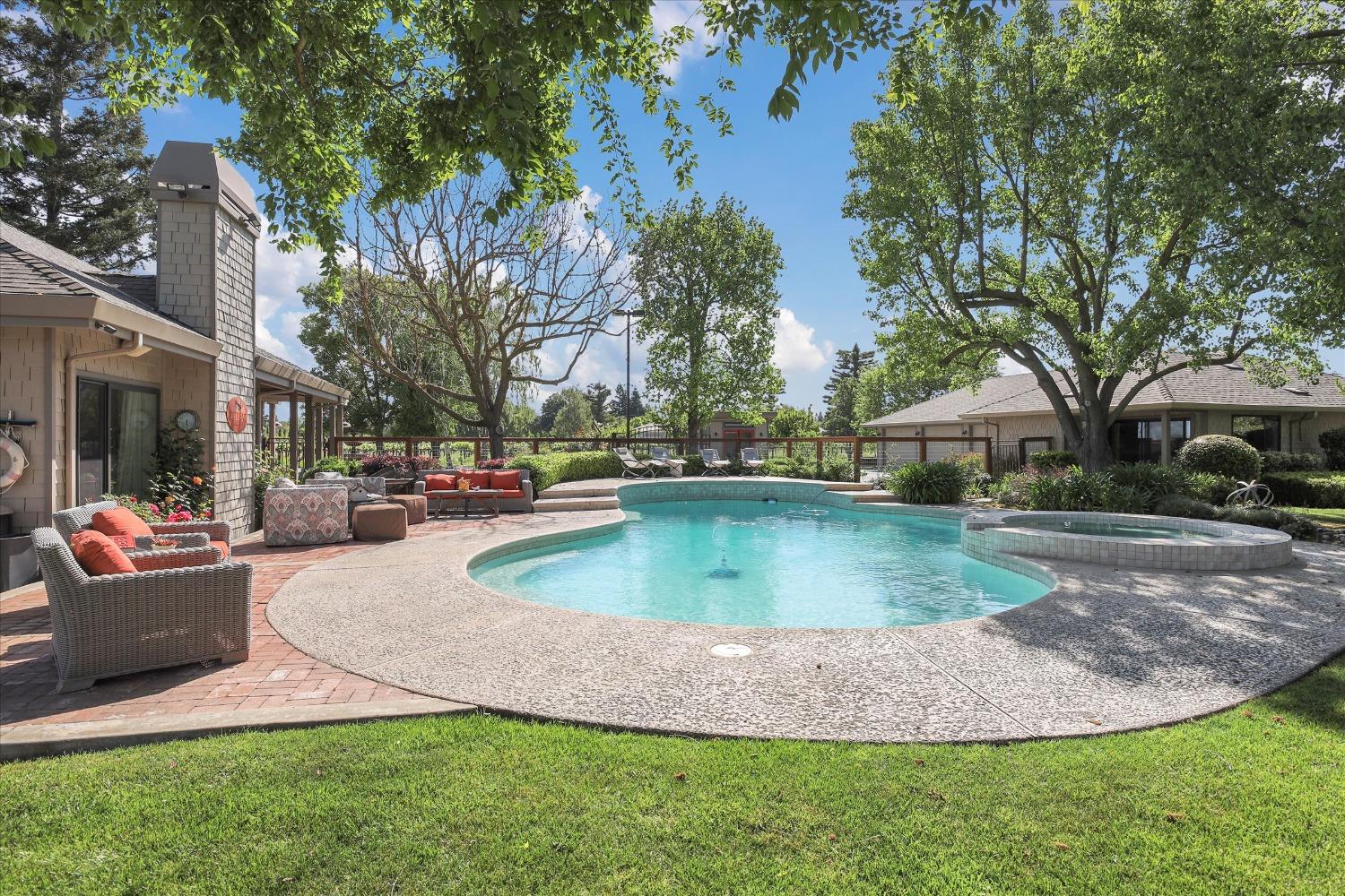 Detail Gallery Image 21 of 98 For 6596 E Realty Rd, Lodi,  CA 95240 - 4 Beds | 3/1 Baths