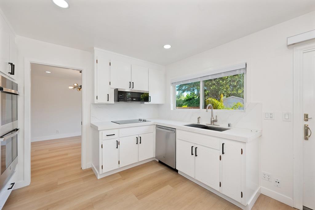 Mount Holly Drive, San Jose, California image 19