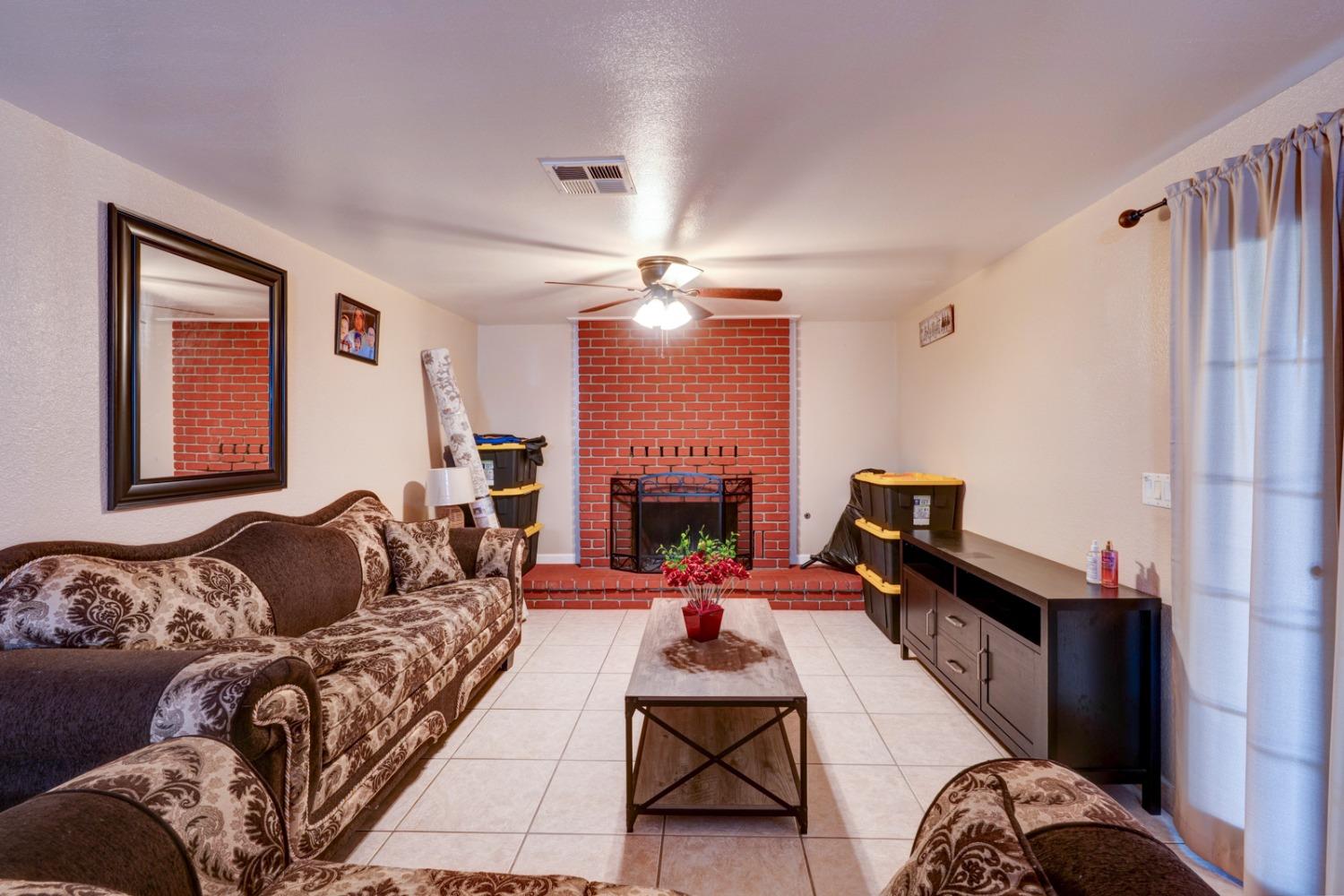 Detail Gallery Image 20 of 41 For 6555 Eden Ave, Winton,  CA 95388 - 4 Beds | 2 Baths